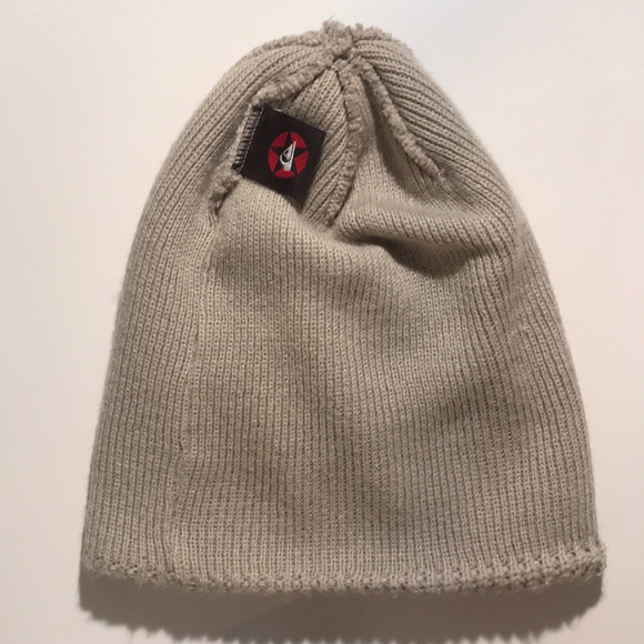 Quicksilver Tan Knit Beanie w/ Embroidered Logo - Picture 3 of 6